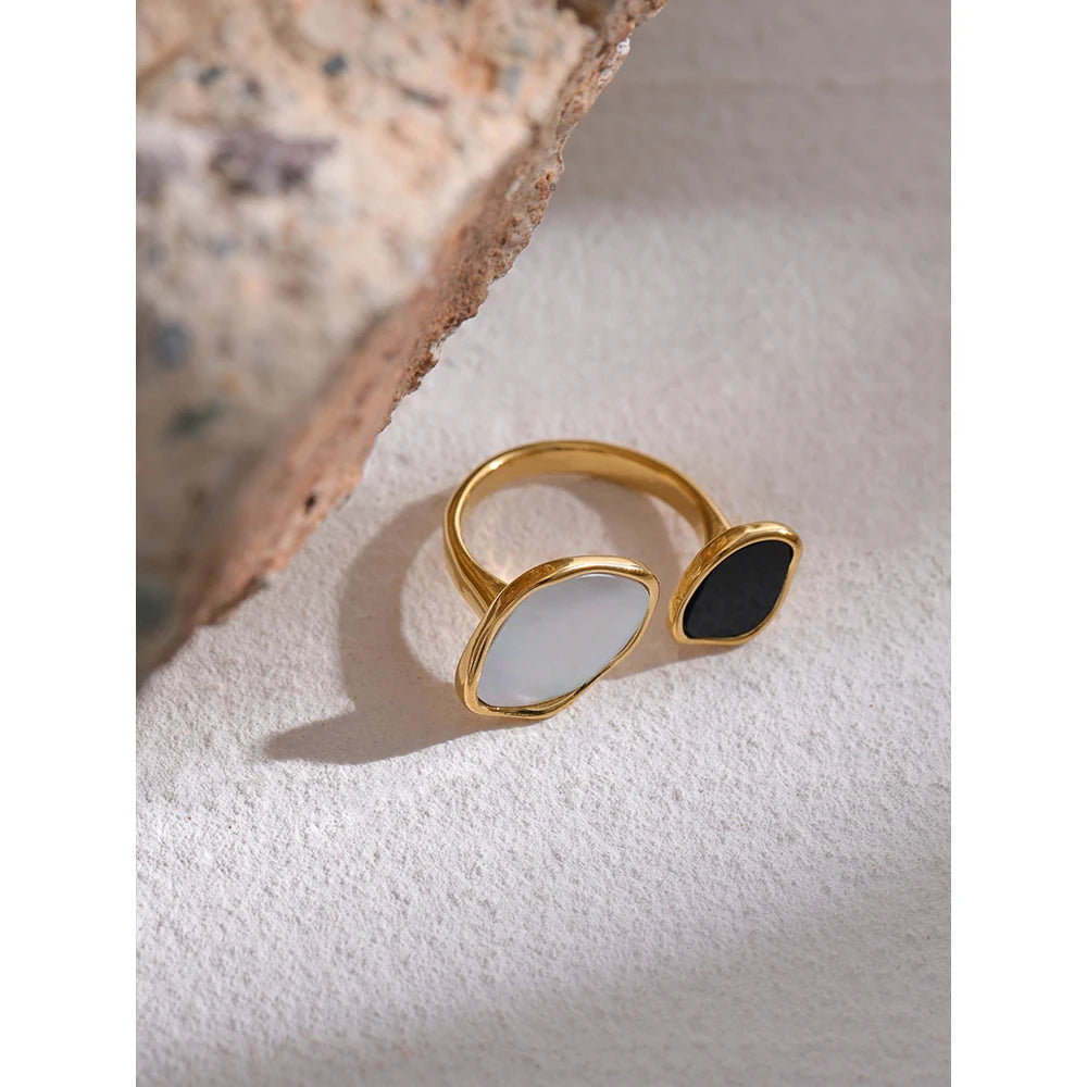 Dual Stone Geometric Ring