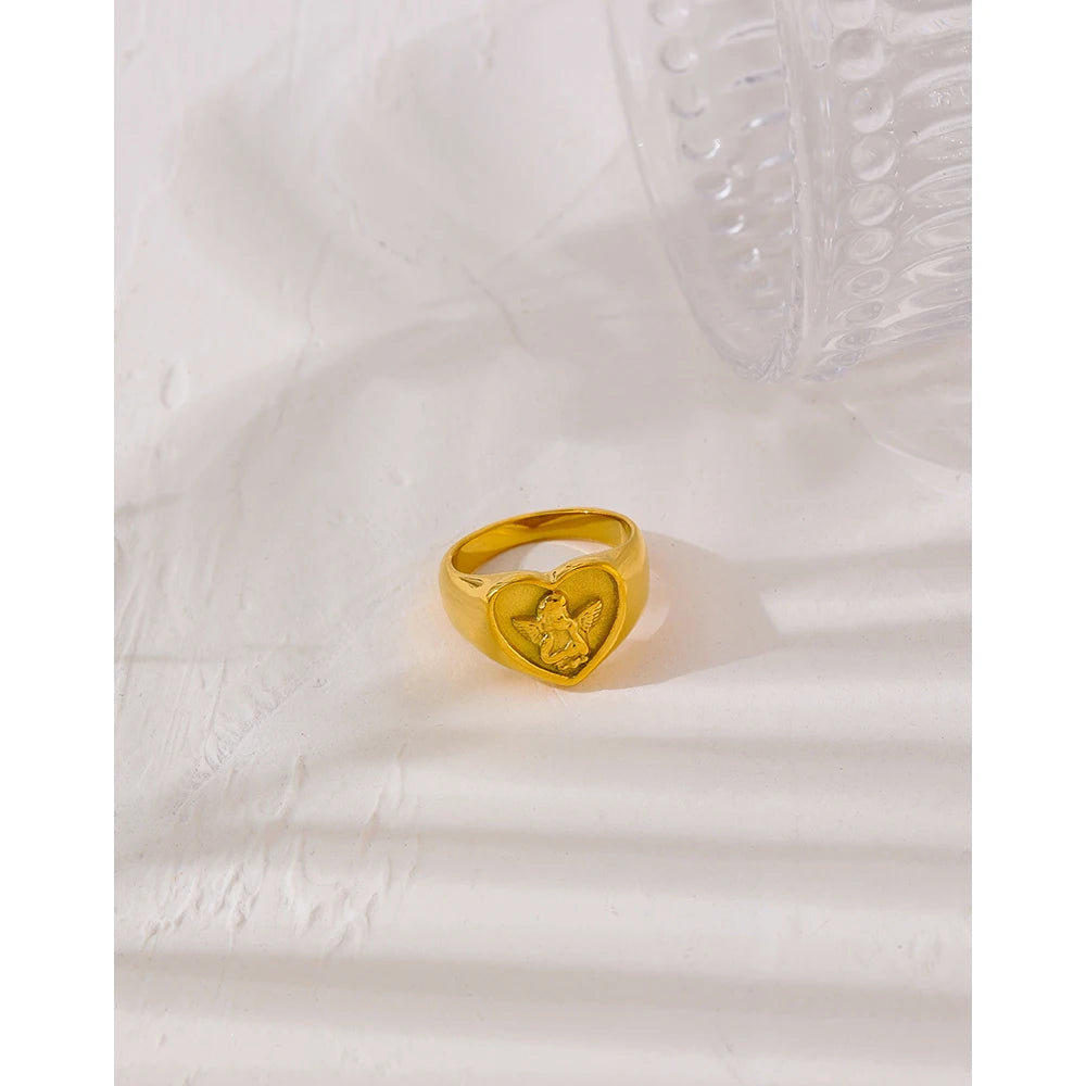 Romantic Angel Heart Ring