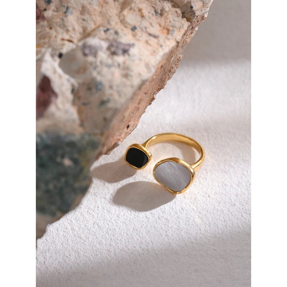 Dual Stone Geometric Ring
