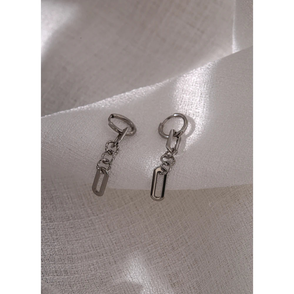 Geometric Link Dangles
