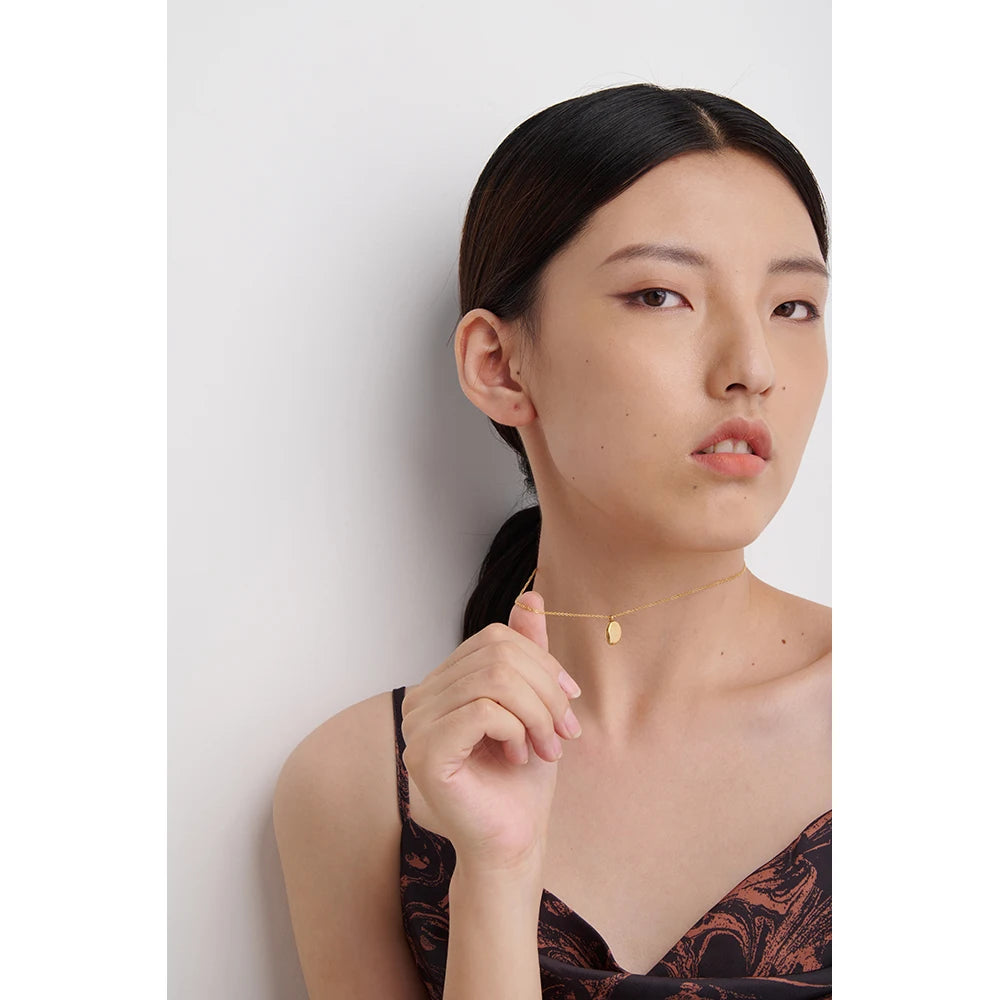 Fashion Statement Round Pendant Necklace