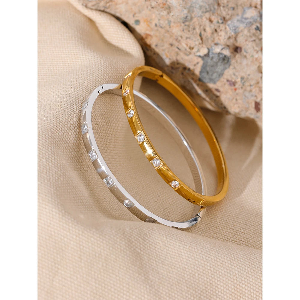Cubic Zirconia Elegance Bangle