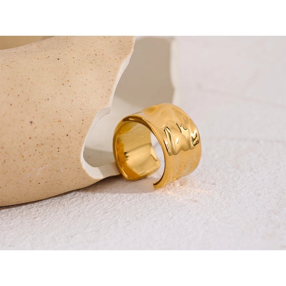 Geometric Wide Band Statement Ring