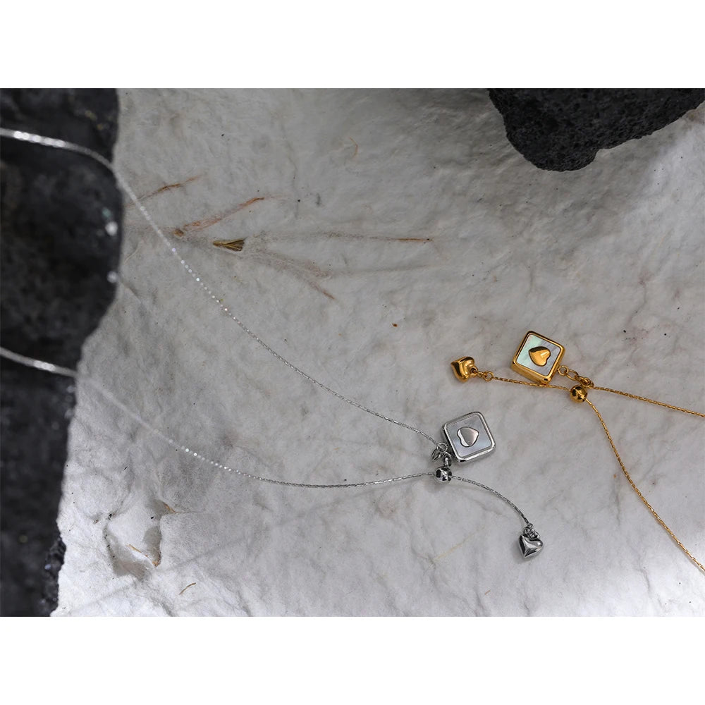 Romantic Square Heart Pendant Necklace