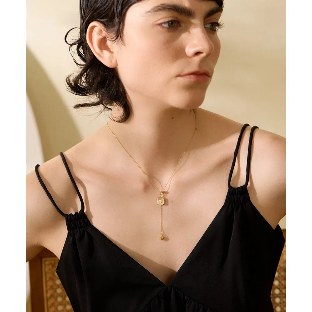 Romantic Square Heart Pendant Necklace