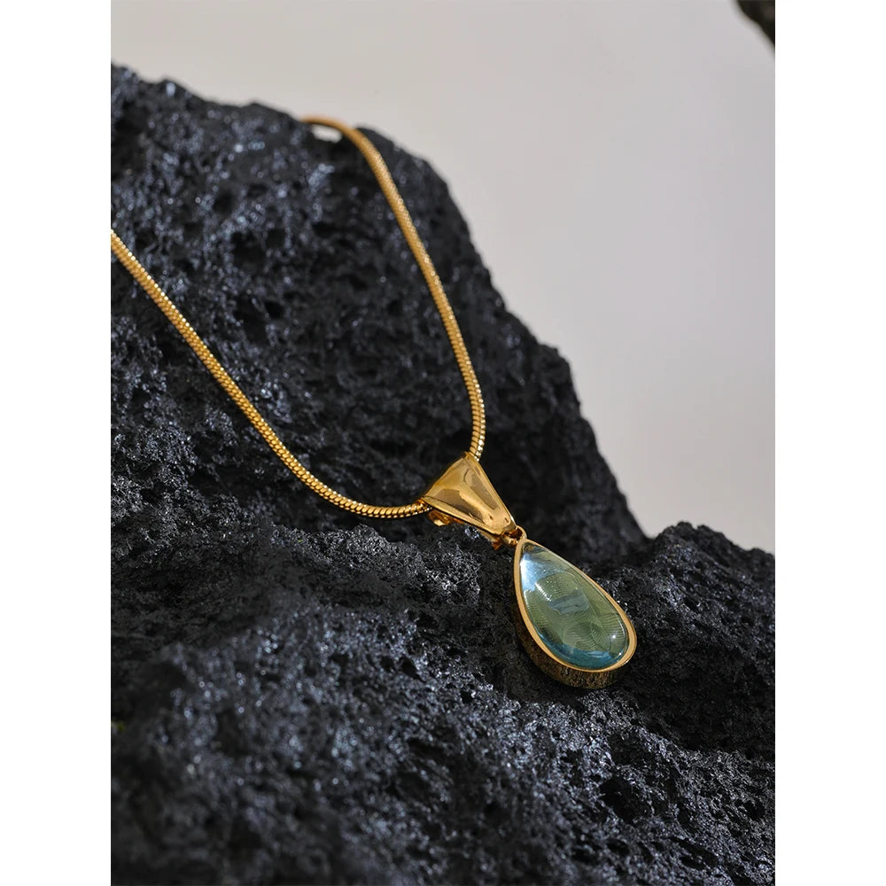 Crystal Water Drop Pendant Necklace