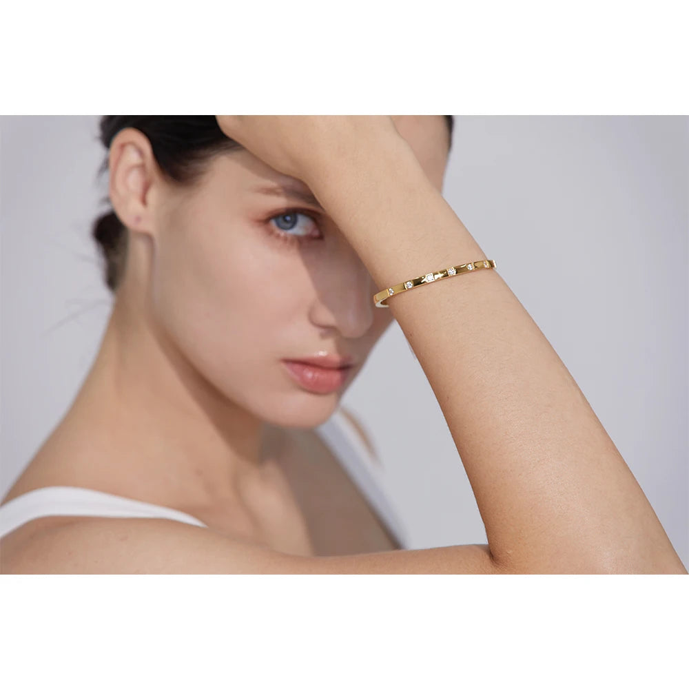 Cubic Zirconia Elegance Bangle