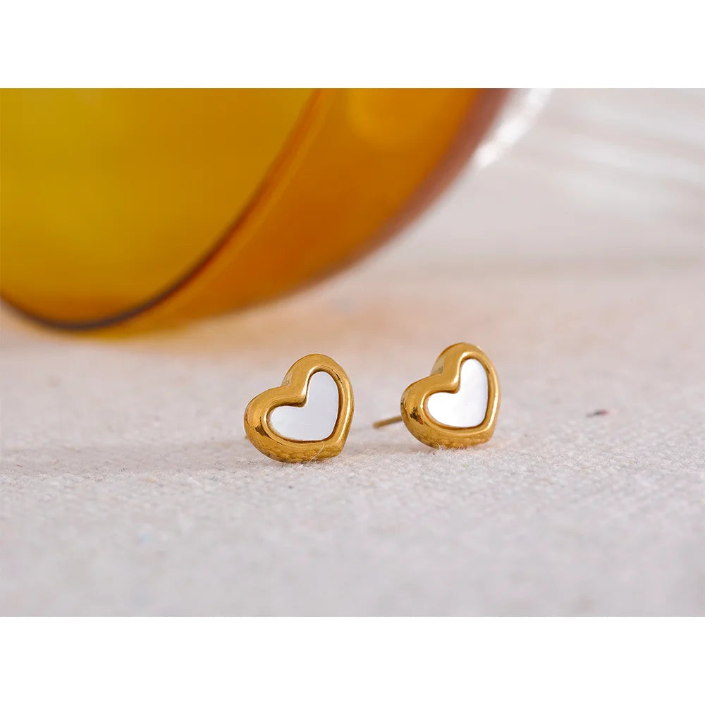 Romantic Shell Heart Stud Earrings