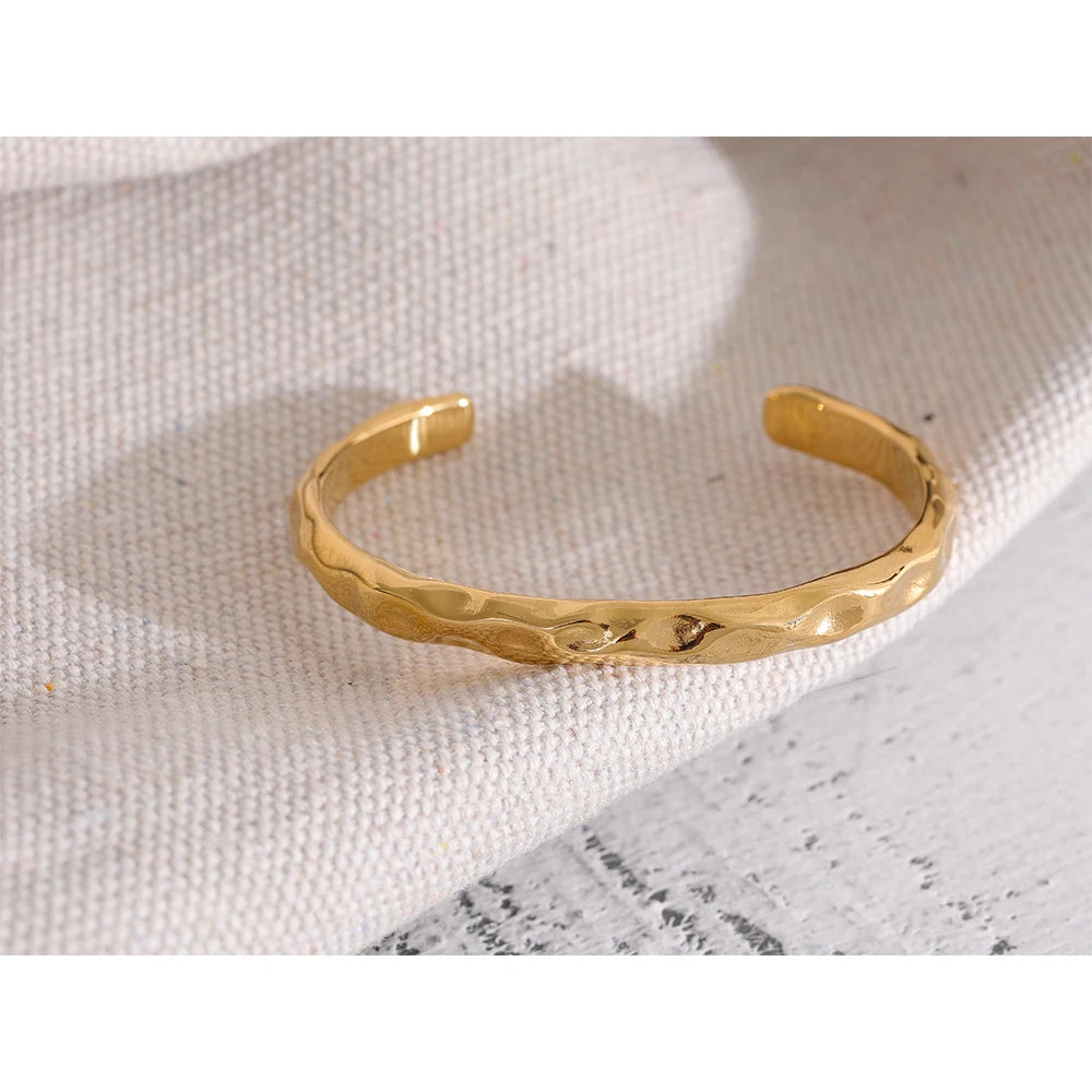 Minimalist Textured Open Bangle