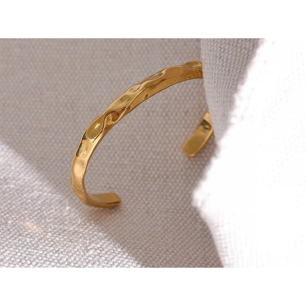 Minimalist Textured Open Bangle
