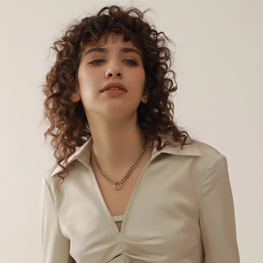 Elegant Wave Chain Necklace