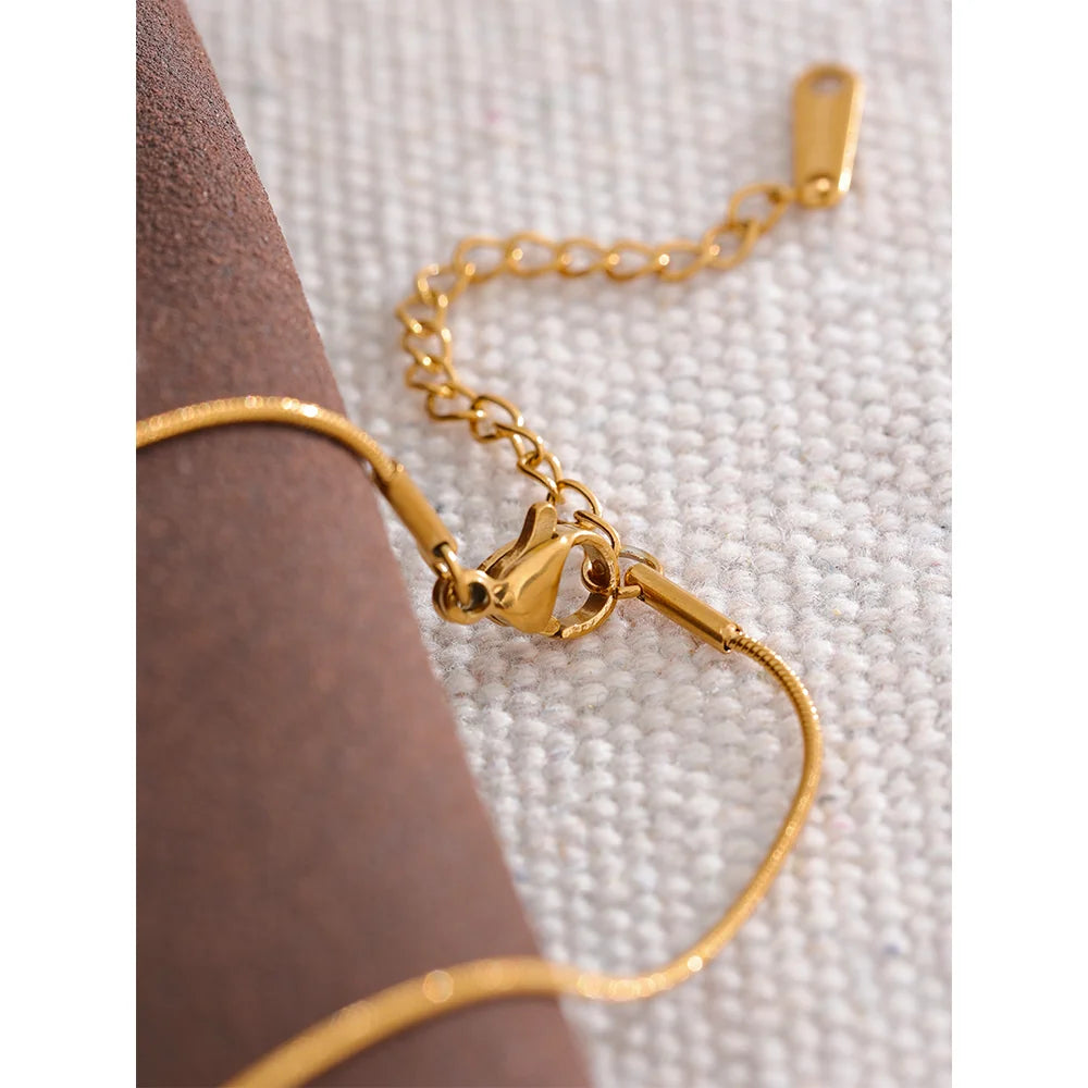 Bow-Knot Pendant Necklace